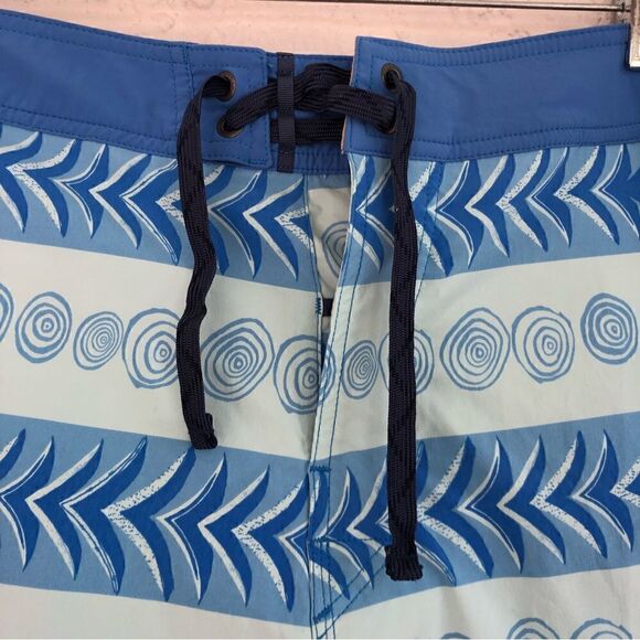 PATAGONIA Vintage Wavefarer Logo Swim Trunks Size 40 Board Shorts Baggies - Picture 3 of 7